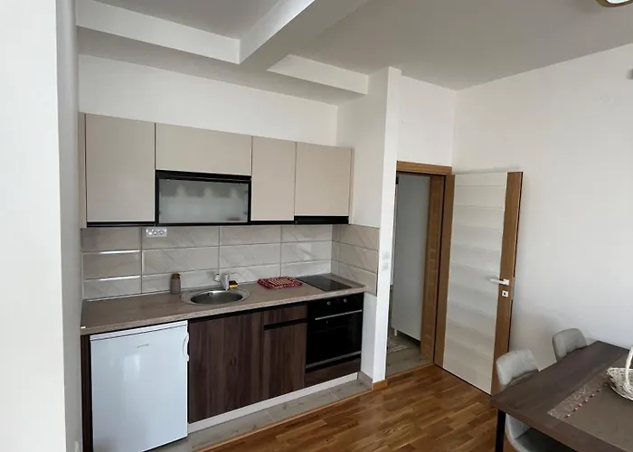 Zvezda Zlatar 3 Units * Akmacici