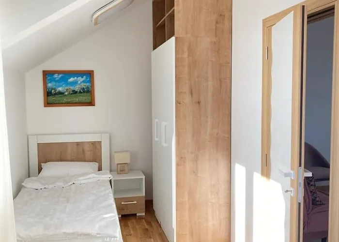 Zvezda Zlatar 3 Units